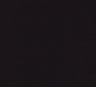 #blackouttuesday #blacklivesmatter Ich kriege Gänsehaut, wenn ich durch meinen Feed scrolle. Ich bekomme Tränen in die Augen, weil ich weiß, dass ich nichts weiß. Weil ich mich hilflos fühle, weil es nicht reicht allen Menschen gegenüber mit Liebe zu begegnen. Weil ich viel zu lange still war. Weil wir alle viel zu lange still waren. Weil wir denken dagegen zu sei reicht. Es reicht aber nicht. Das sehe ich jetzt. Siehst du es auch?