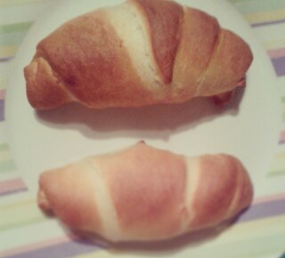 #croissant #dinner #food #foodart #foodgram #instafood #love #fun #style #foodporn #delicious #selfmade #pigsinablanket #pastry #hotdogroll #sausage #snack #würstchenimschlafrock