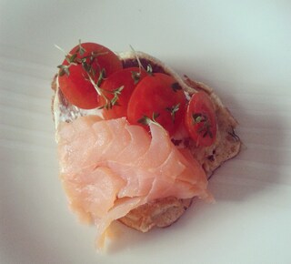 #happy #healthy #beautiful #breakfast #goodmorning #wholegrain #pancakes #smokedsalmon #creamcheese #tomato #cress #food #foodart #foodgram #instafood #love #fun #style #foodporn #delicious #selfmade #eatclean #cleaneating #pretty
