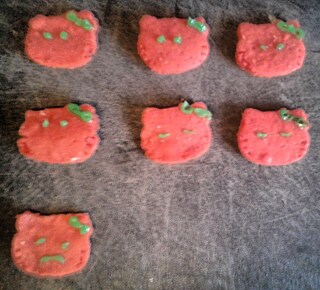 #hellokitty #cookies #kittyfromhell #goodbyekitty #evilkitty #red #green #black #fun #joke #alienkitty #yummy #delicious #selfmade #funny #foodart #foodgram #instafood #decor #interior #style #foodporn #ugly #crazy #weird #cupcakes #baking