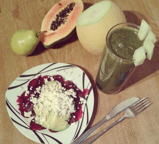 #happy #healthy #beautiful #dinner #food #foodart #foodgram #instafood #love #fun #style #foodporn #delicious #selfmade #eatclean #cleaneating #greensmoothie #beetroot #avocado #carpaccio #feta #papaya #pear #melon #salad #yummy