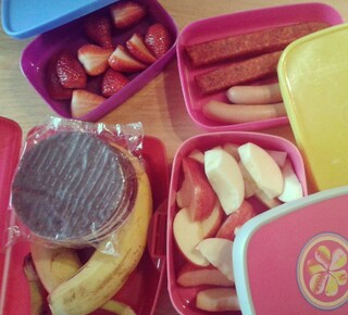 #picnic #pink #rice #strawberry #sausages #apple #tupper #boxes #colorful #waffles #chocolate #daddyand daughter #kindergarten #fun #style #foodporn #delicious #kids #family #yummy #healthy #food