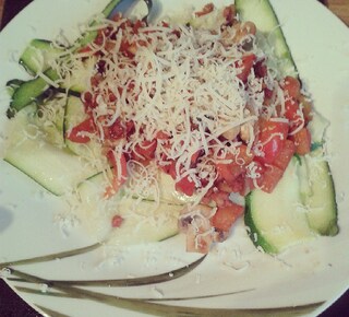 #happy #healthy #beautiful #dinner #food #foodart #foodgram #instafood #love #fun #style #foodporn #parmesan #zucchinipasta #redpepper #mushroom #onion #sauce #eatclean #cleaneating #healthyfood #inspiration #fit #yummy #delicious #selfmade